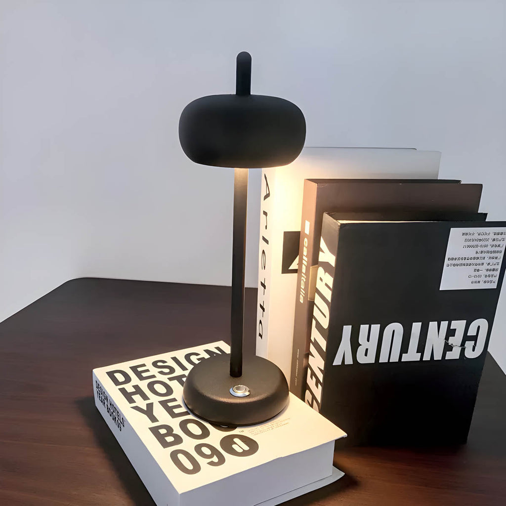 Kirrea Minimalist Metal Table Lamp for Any Room