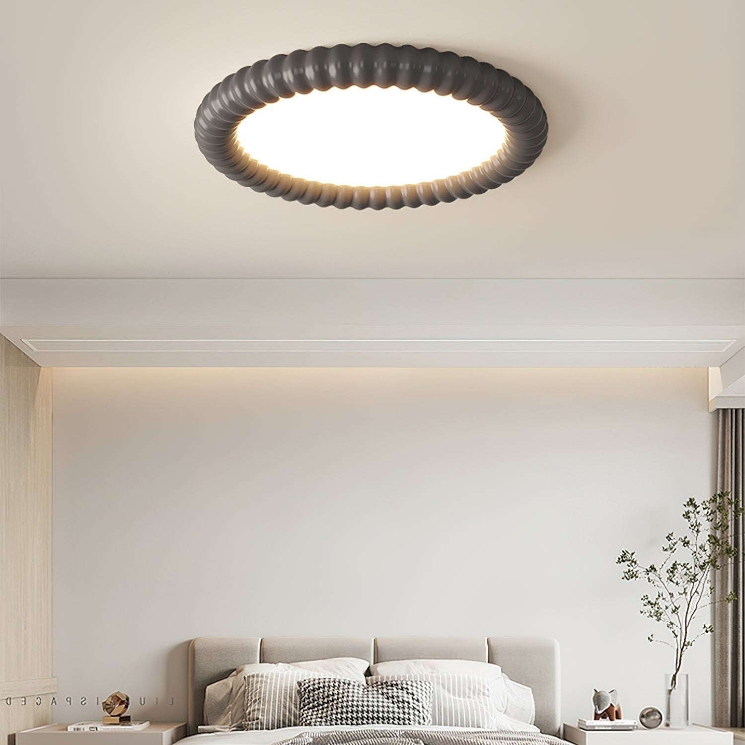 LumaWave Modern Ceiling Lamp With Wavy Light Pattern