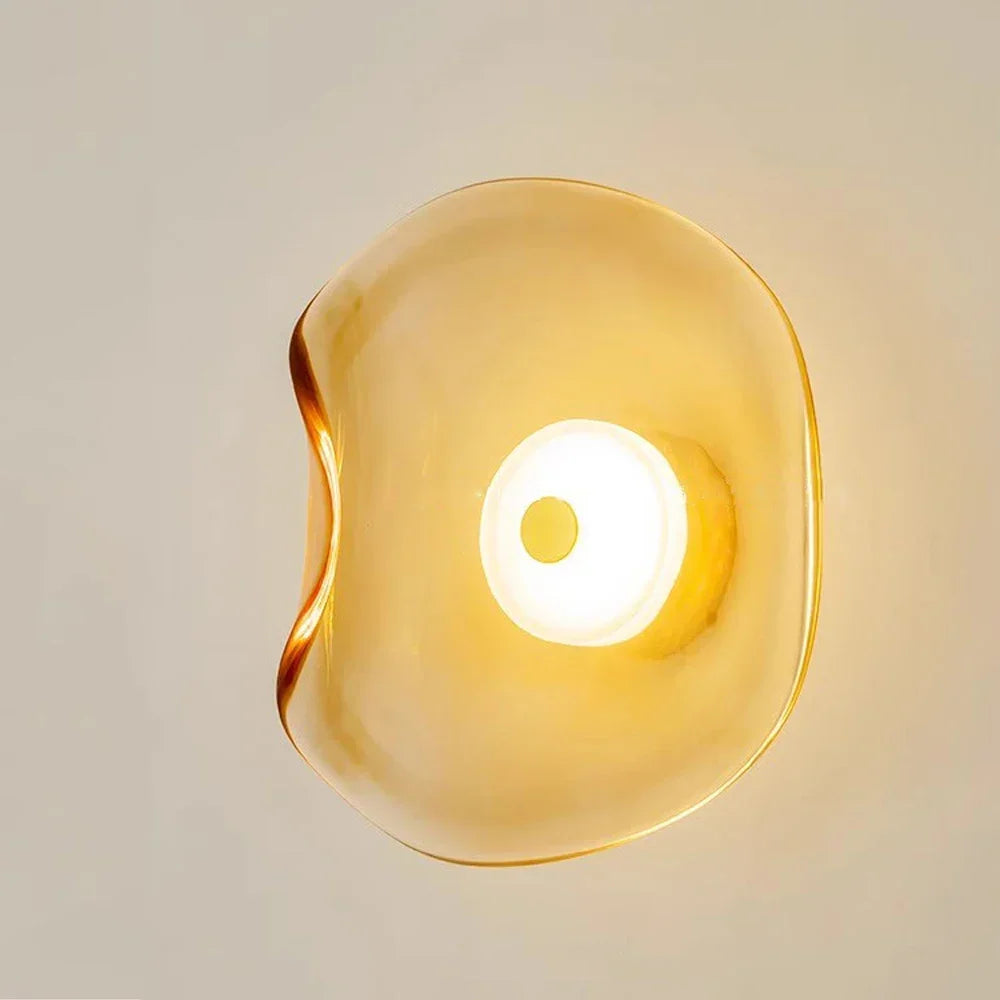 Veritas Sculpted Brass Light | Ventumra