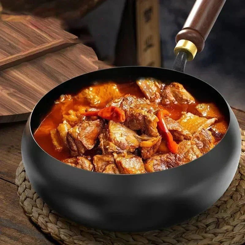 مقلاة ForgeRoot من الحديد الزهر المطروقة يدويًا — مقبض خشبي، وغطاء اختياري، 24/28 cm