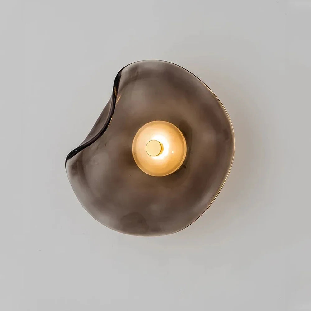 Veritas Sculpted Brass Light | Ventumra