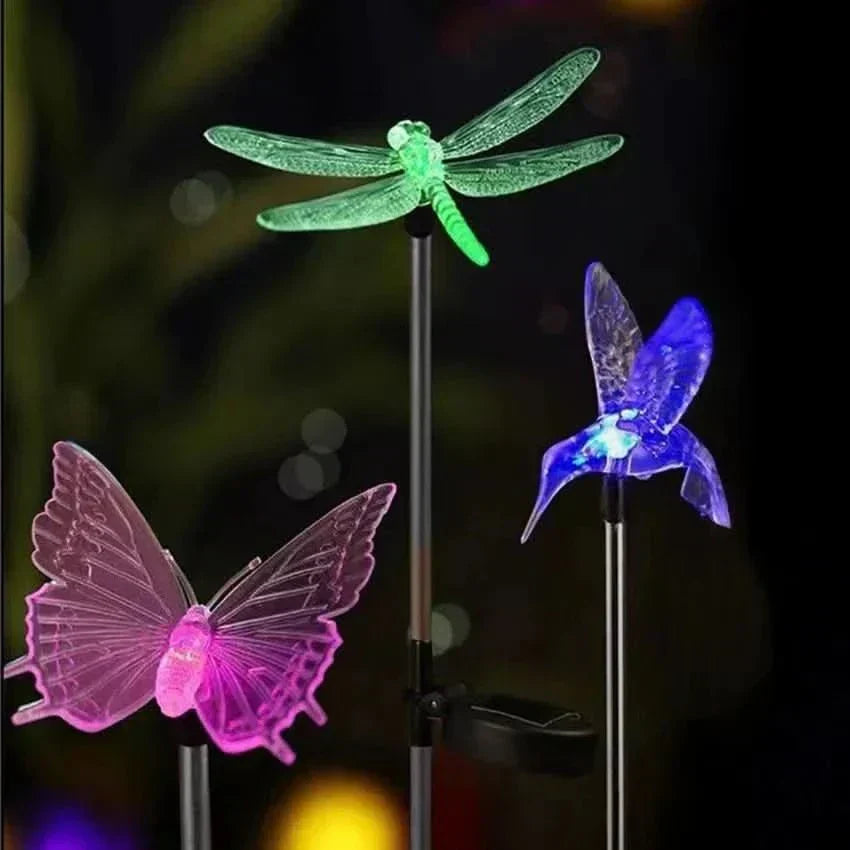 Solarną lampę ogrodową LED w kształcie motyla LumenWings — automatyczne włączanie dzięki czujnikowi zmierzchowemu