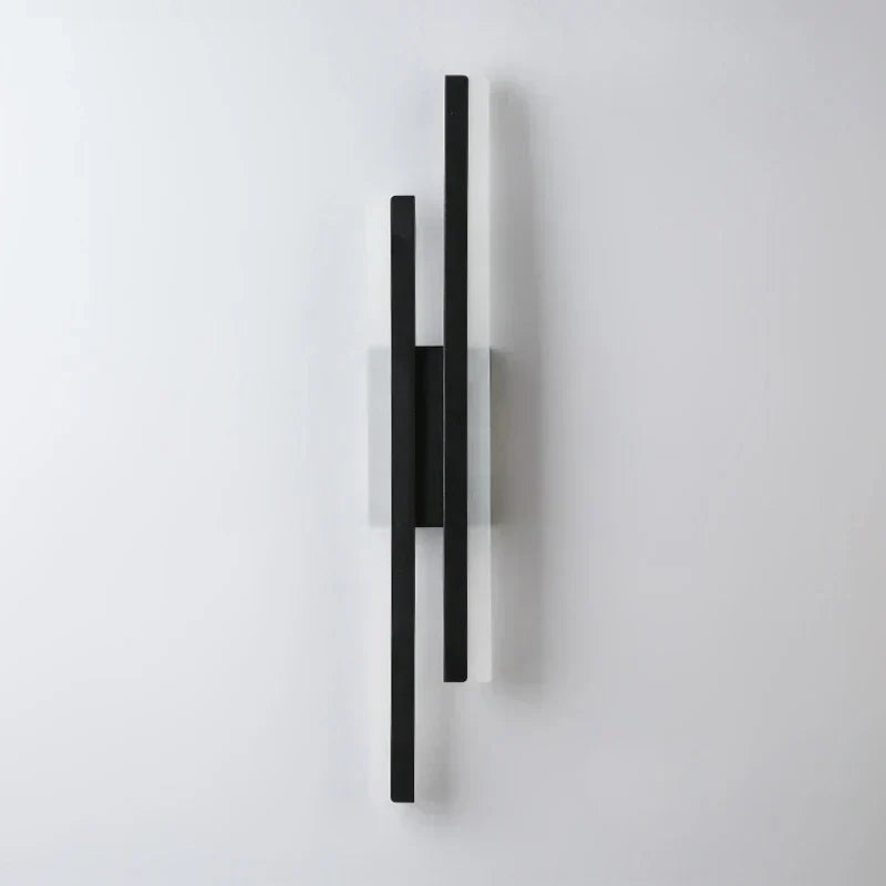 LumaStripe Wall Lamp Sleek LED Strip Light for Modern Rooms