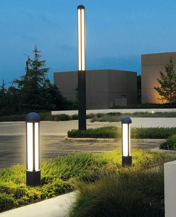 Nexa IP54 Waterproof LED Courtyard Lamp With Acrylic Shade
