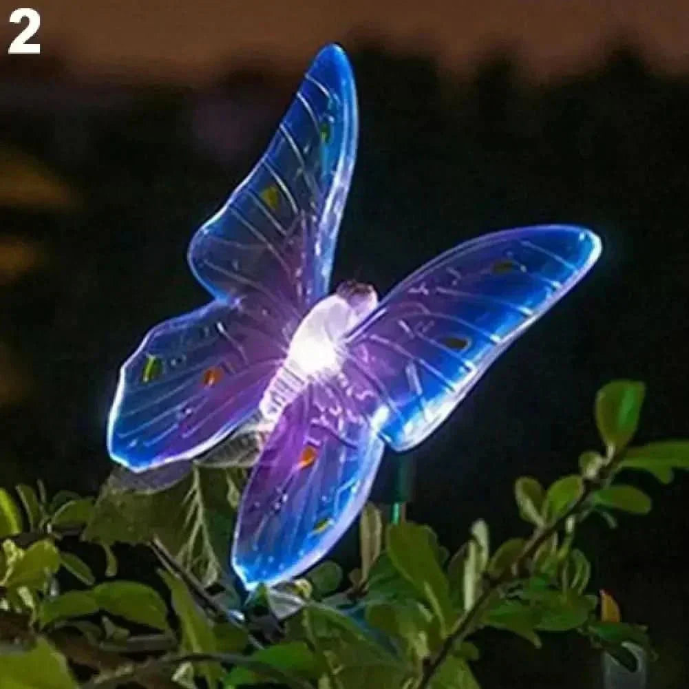 Solarną lampę ogrodową LED w kształcie motyla LumenWings — automatyczne włączanie dzięki czujnikowi zmierzchowemu
