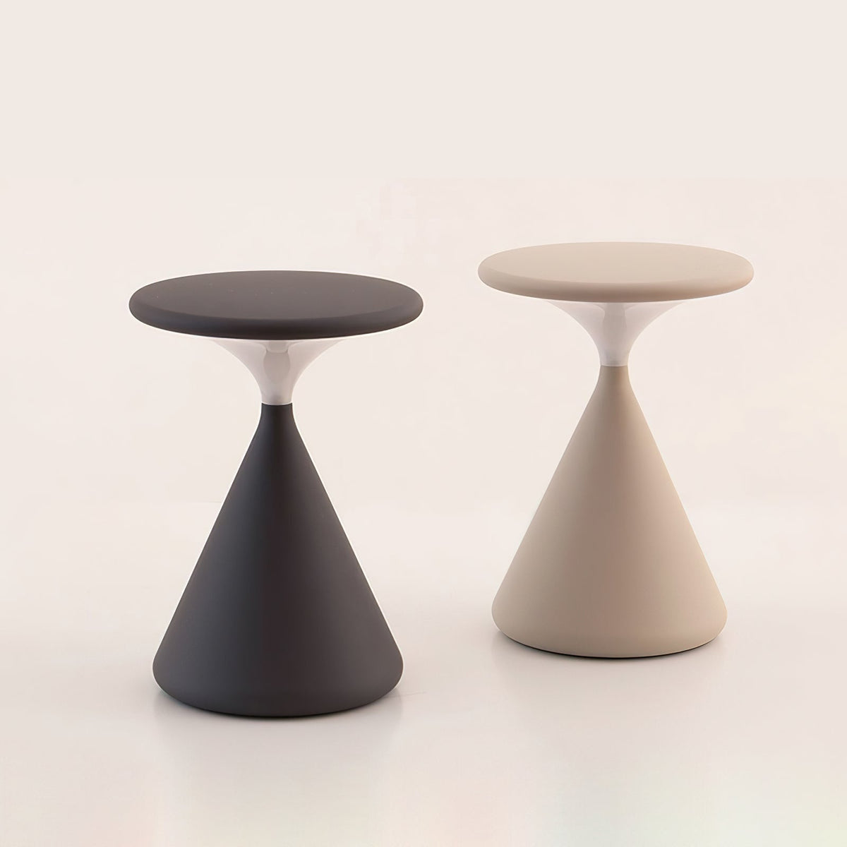 Sculptural Cone Table Lamp | Ventumra