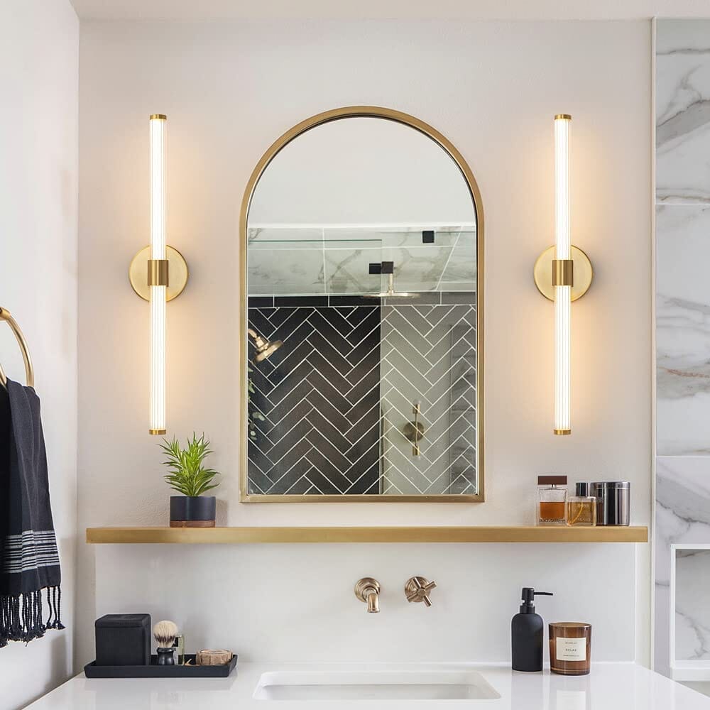Aurora Crown Gold Wall Lamp with Acrylic Shade Finish