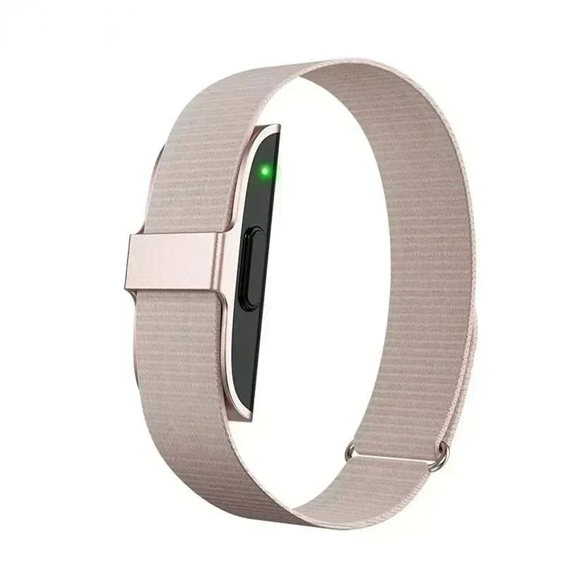 Aura Health Tracker — 24/7 Heart Rate, Blood Pressure, and Sports Monitoring