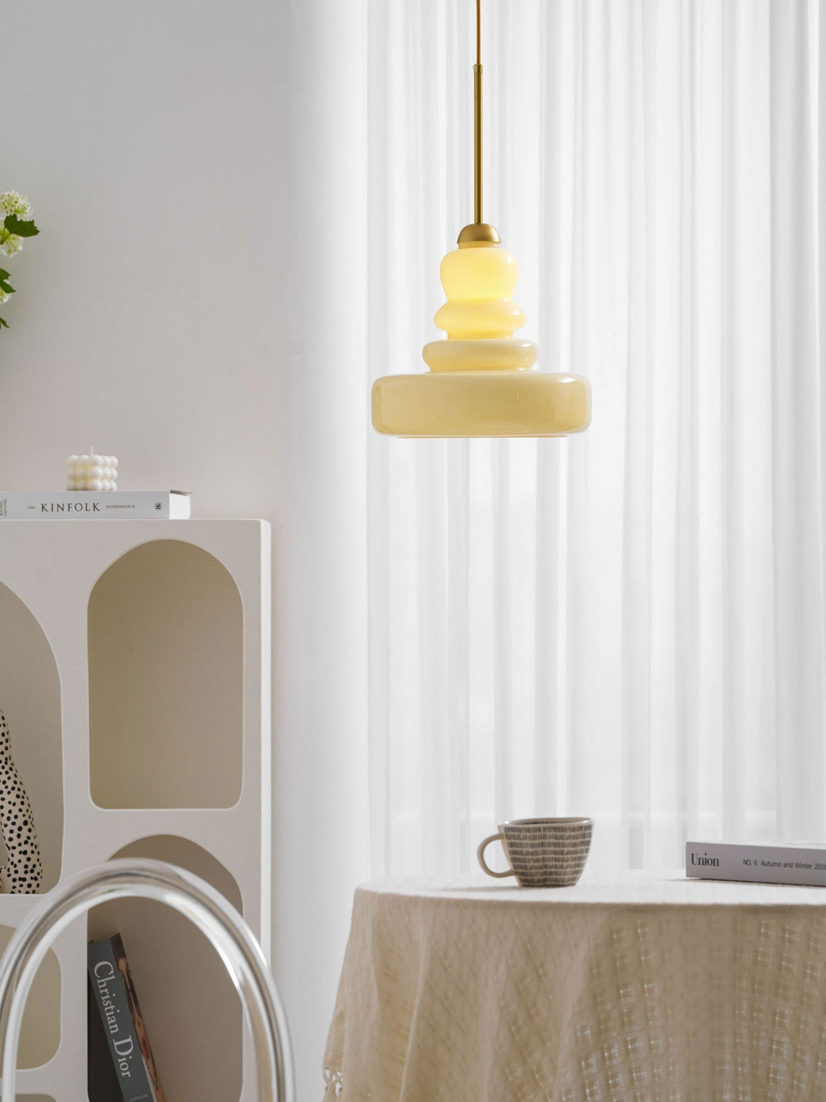 Vintage Schoolhouse Style Glass Pendant Light | Ventumra