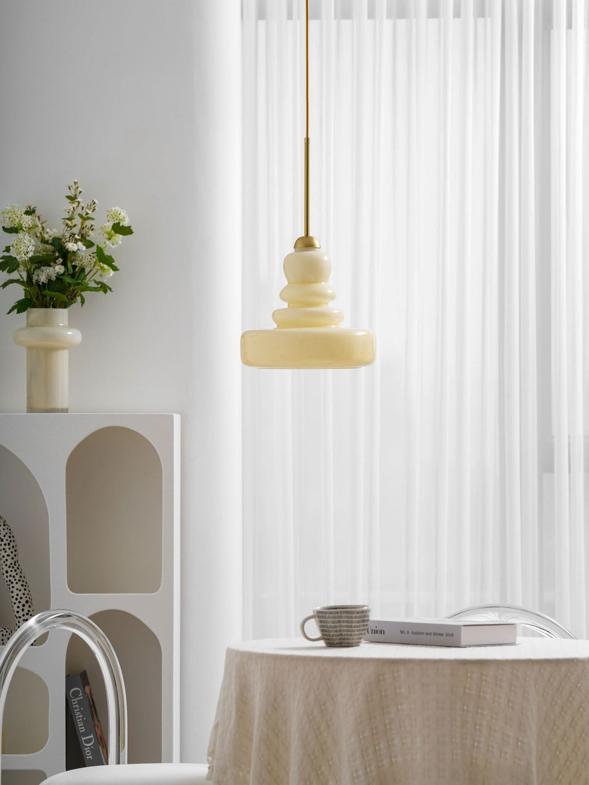 Vintage Schoolhouse Style Glass Pendant Light | Ventumra
