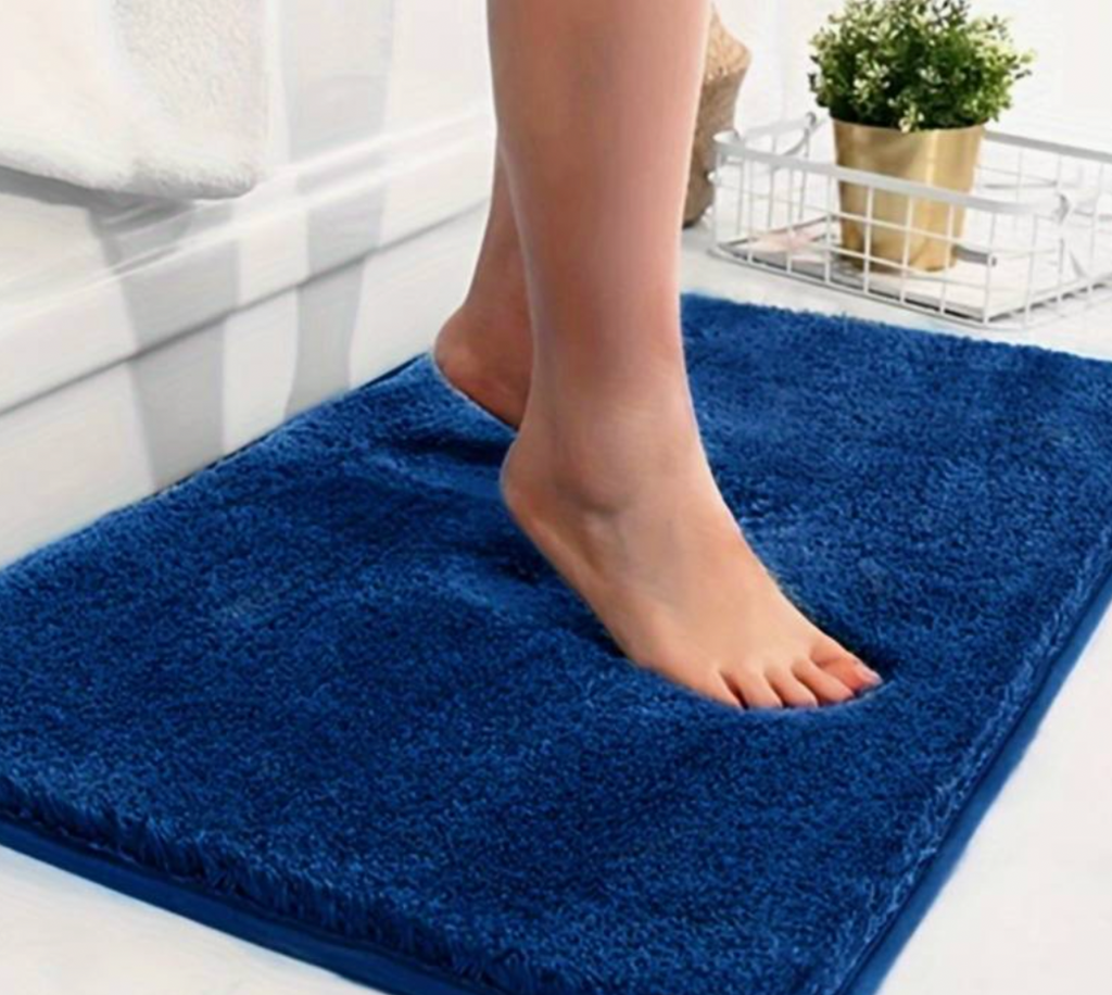 High-Density Microfiber Bath Mat — Soft, Absorbent, Non-Slip