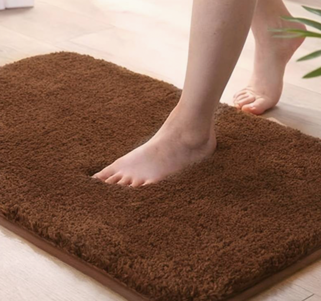 High-Density Microfiber Bath Mat — Soft, Absorbent, Non-Slip