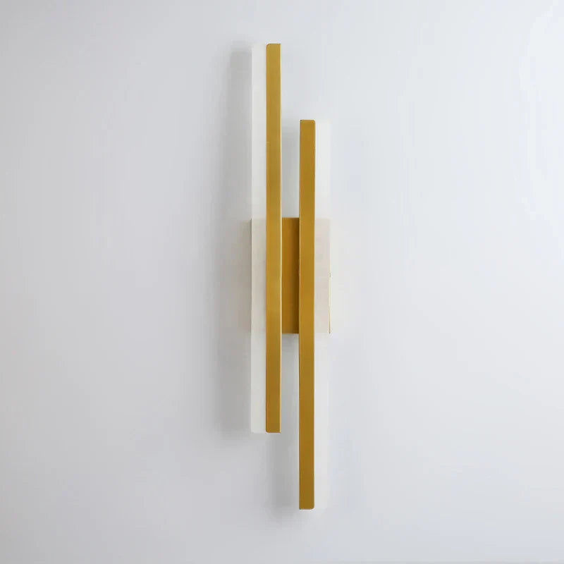 LumaStripe Wall Lamp Sleek LED Strip Light for Modern Rooms