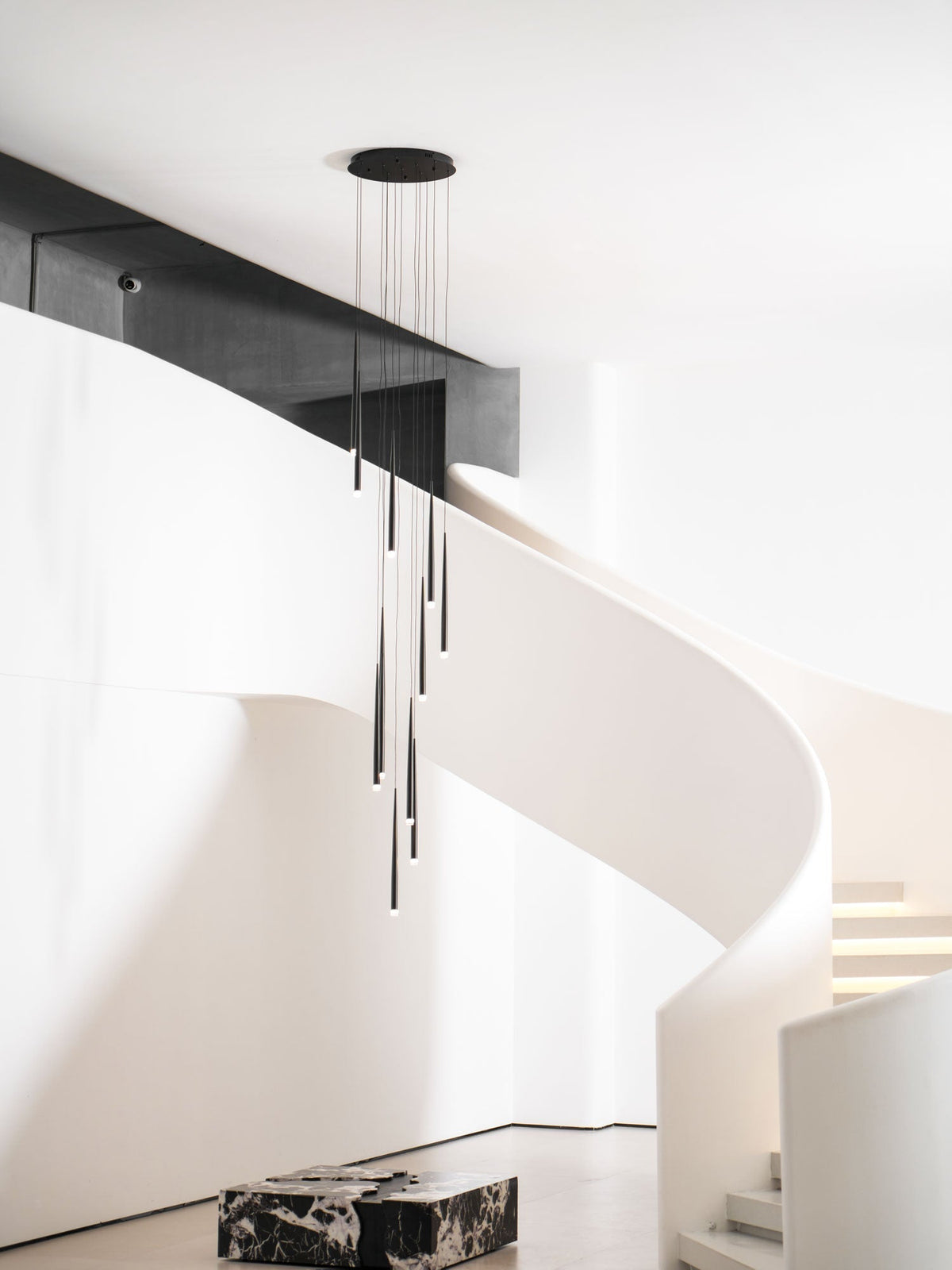 Slender Drop Rod Chandelier | Ventumra