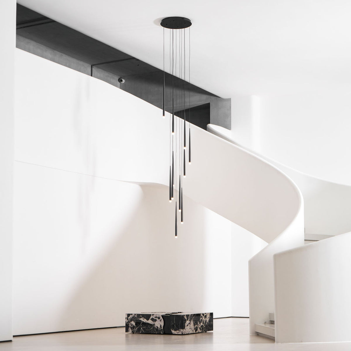 Slender Drop Rod Chandelier | Ventumra