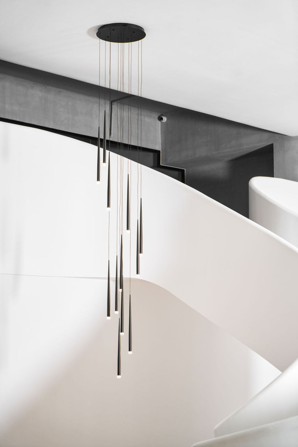 Slender Drop Rod Chandelier | Ventumra