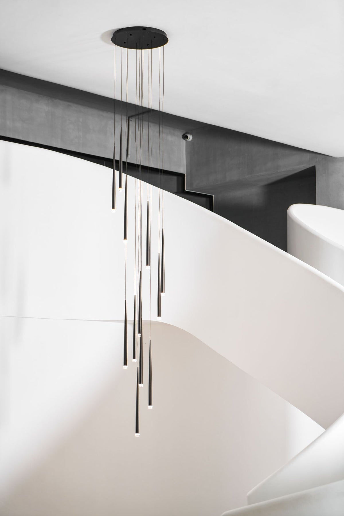 Slender Drop Rod Chandelier | Ventumra