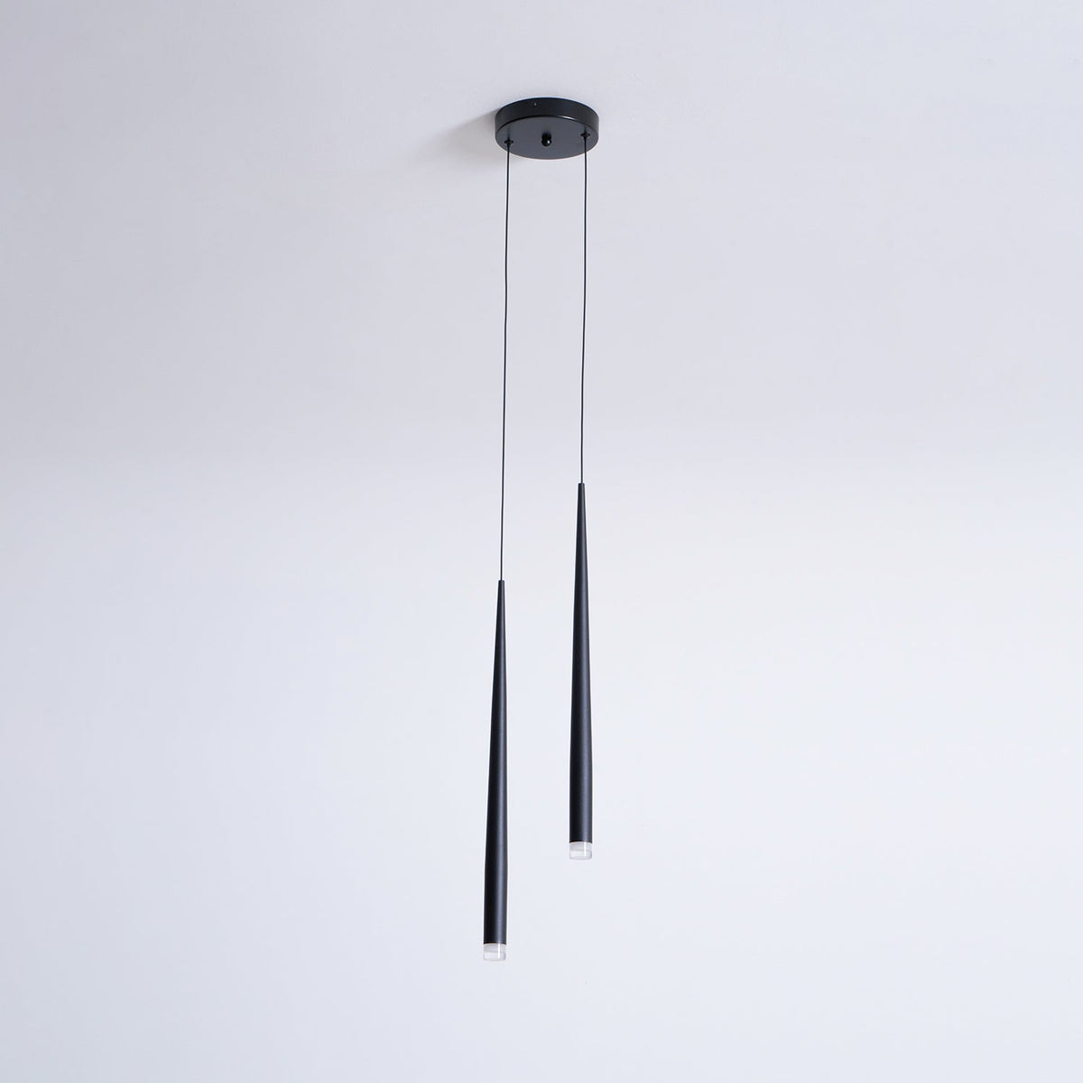 Slender Drop Rod Chandelier | Ventumra