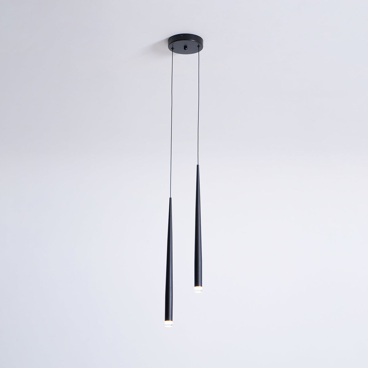 Slender Drop Rod Chandelier | Ventumra