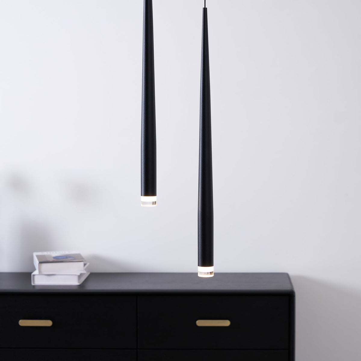 Slender Drop Rod Chandelier | Ventumra