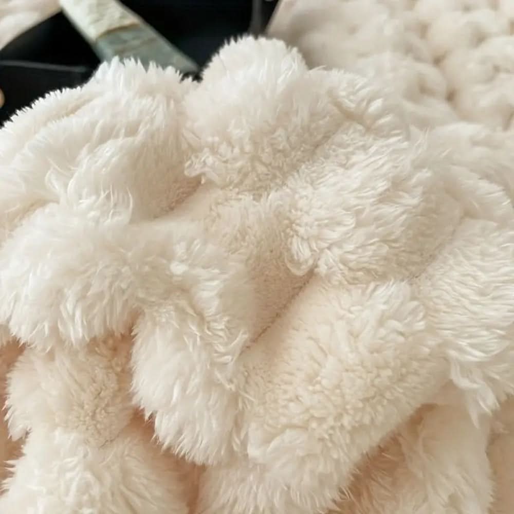 LuxeWeave teksturowany koc dekoracyjny — elegancki wzór w kropki