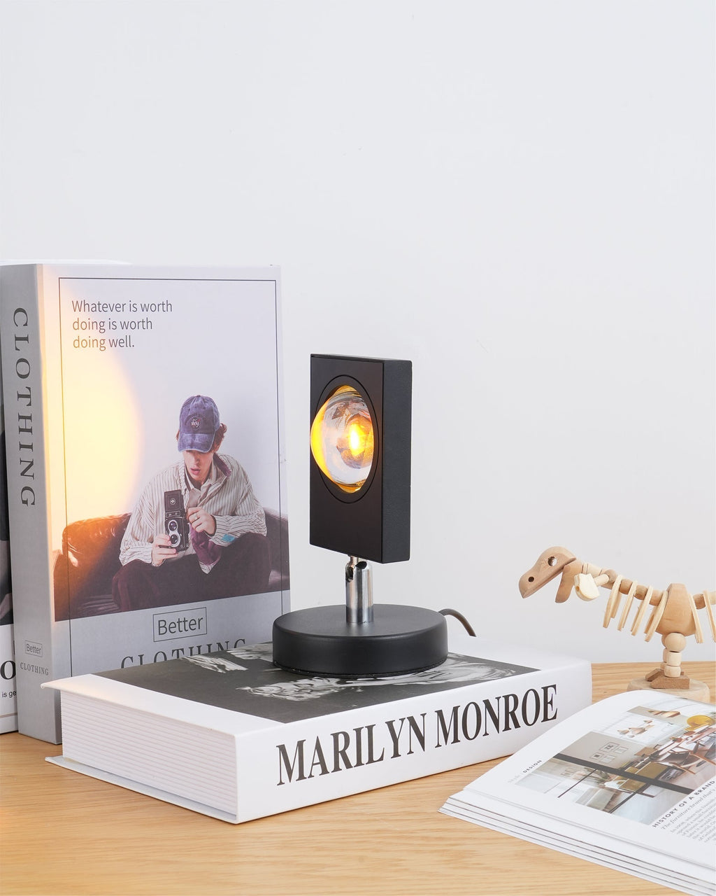 Aperture Lens Table Lamp | Ventumra