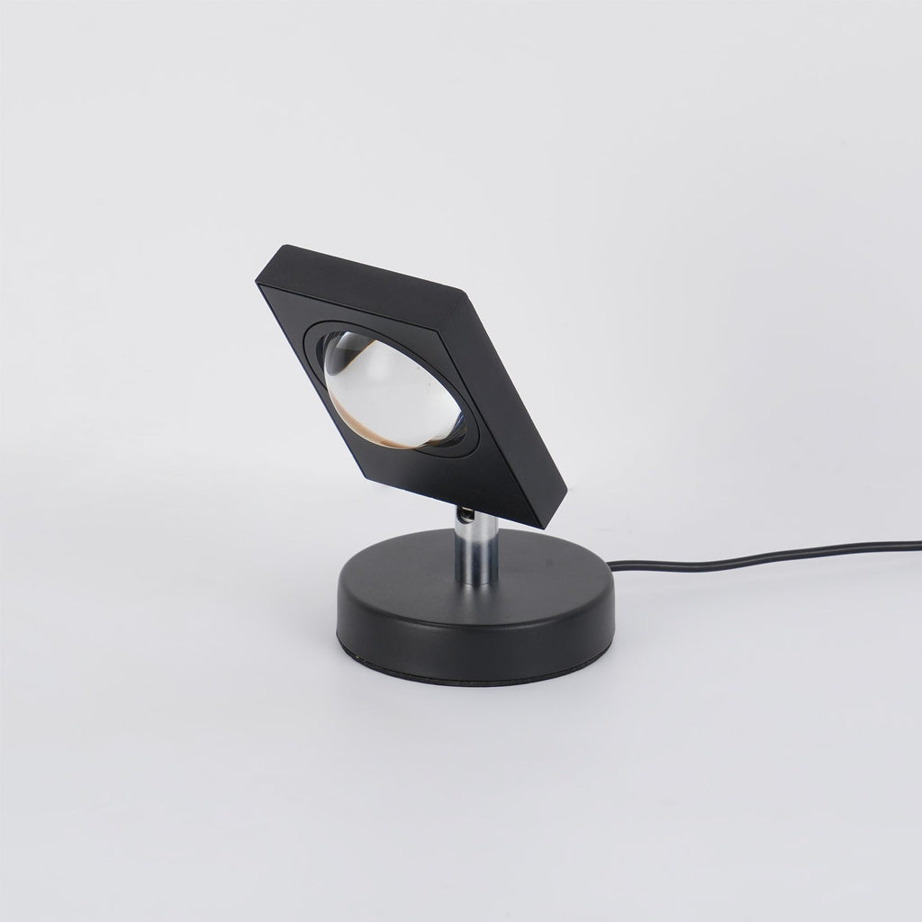 Aperture Lens Table Lamp | Ventumra