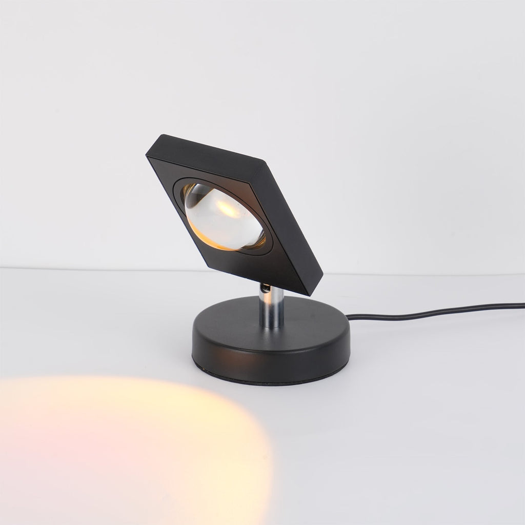 Aperture Lens Table Lamp | Ventumra