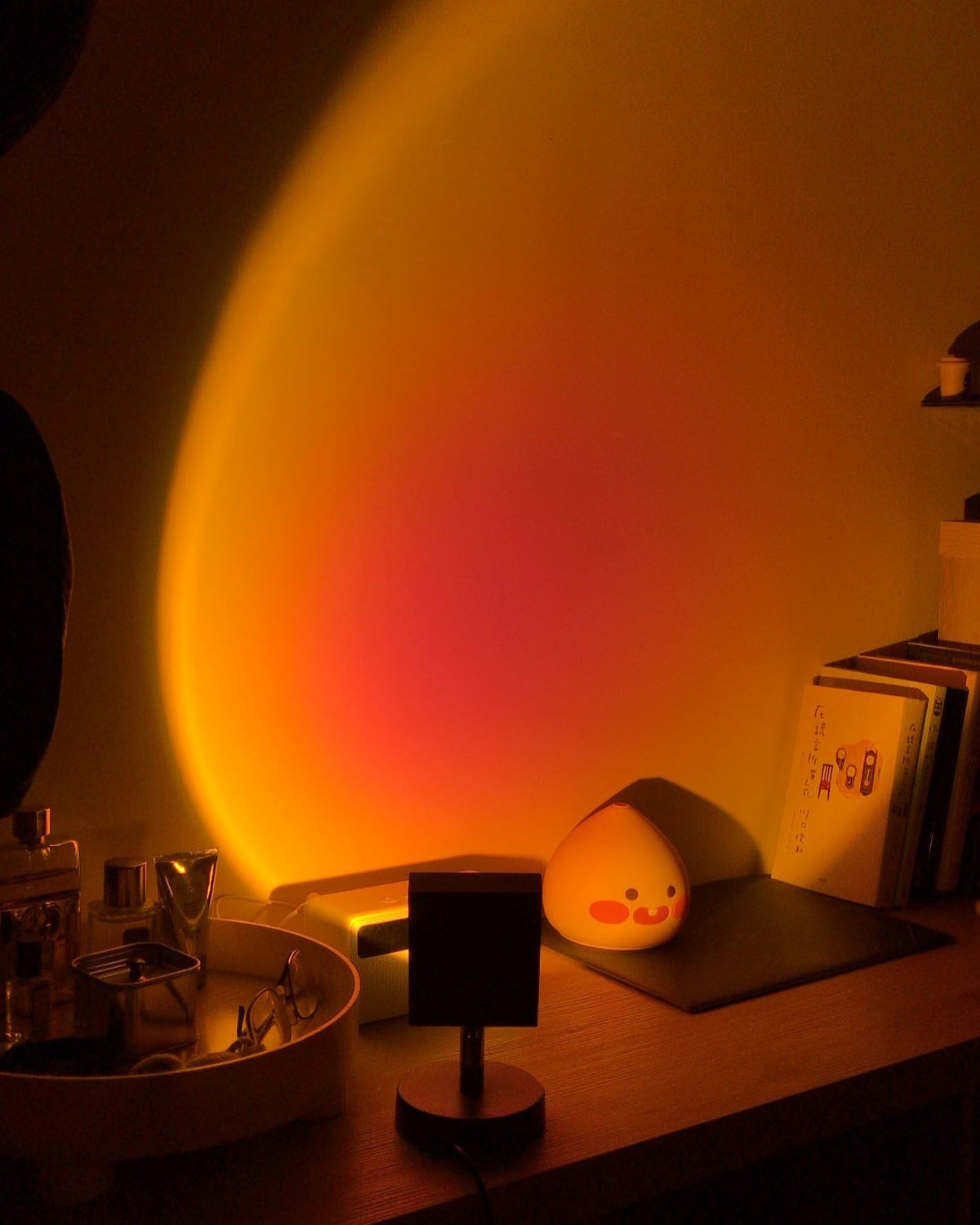 Aperture Lens Table Lamp | Ventumra