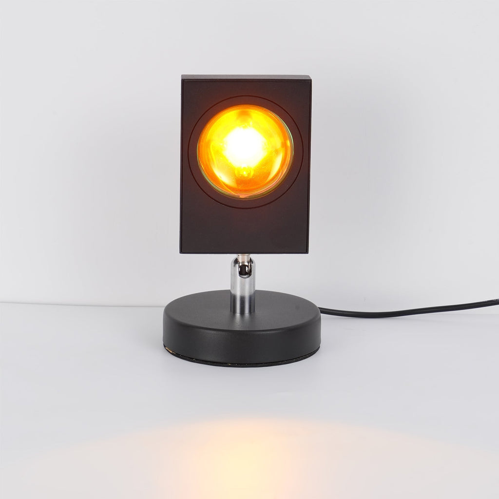 Aperture Lens Table Lamp | Ventumra