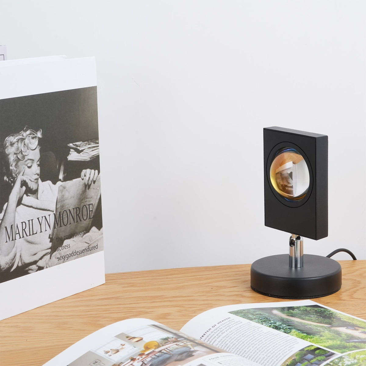 Aperture Lens Table Lamp | Ventumra