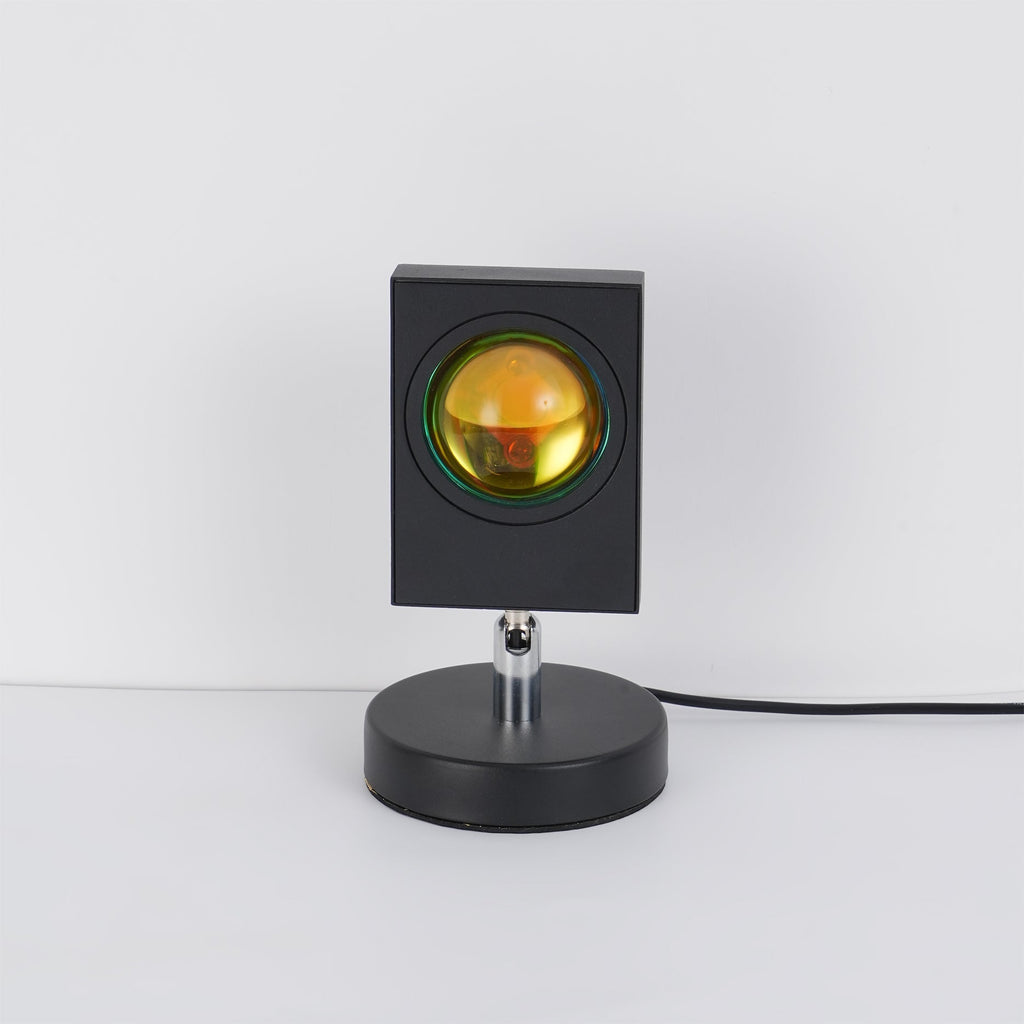 Aperture Lens Table Lamp | Ventumra