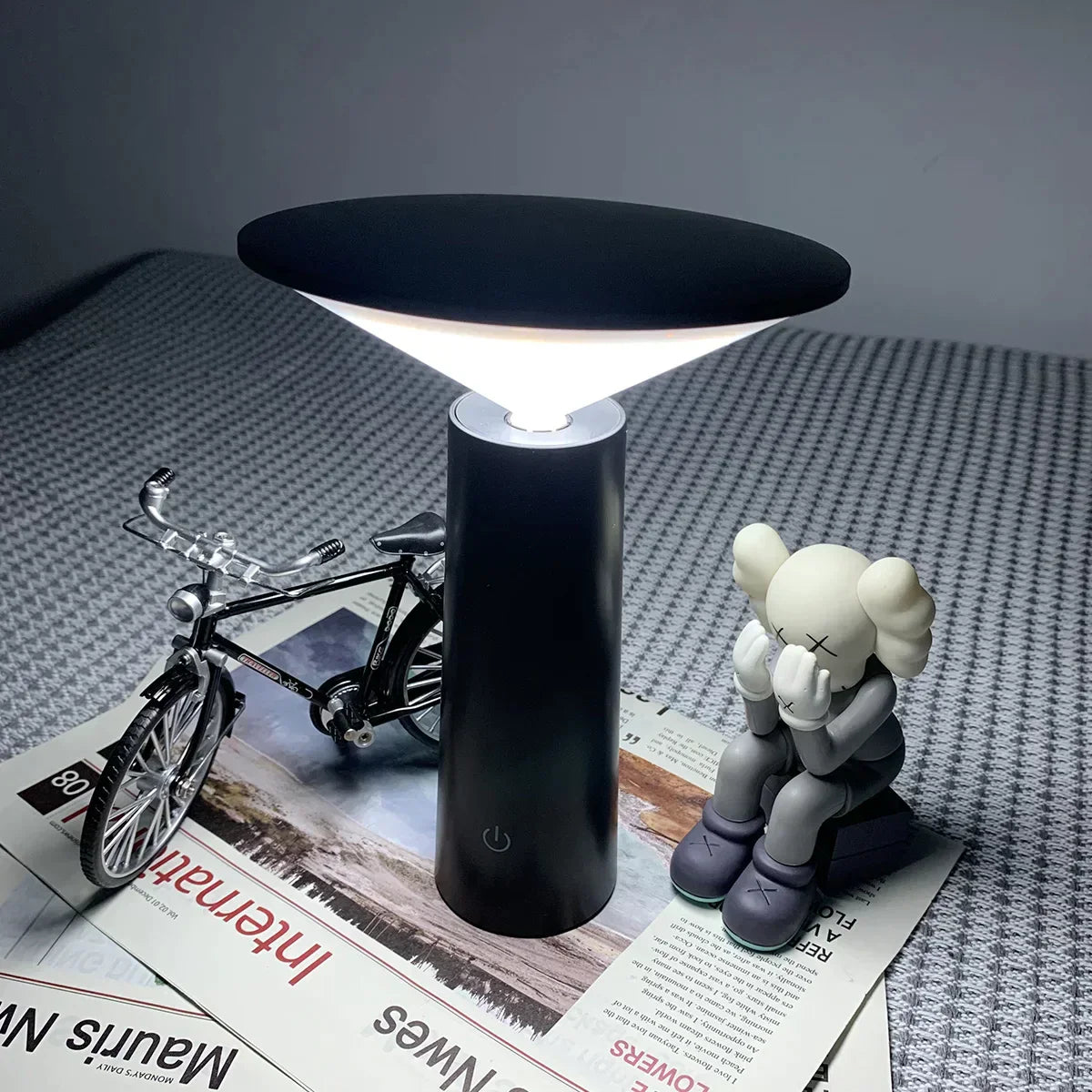 LumaNovo Rechargeable Wireless Portable Flexible Lamp