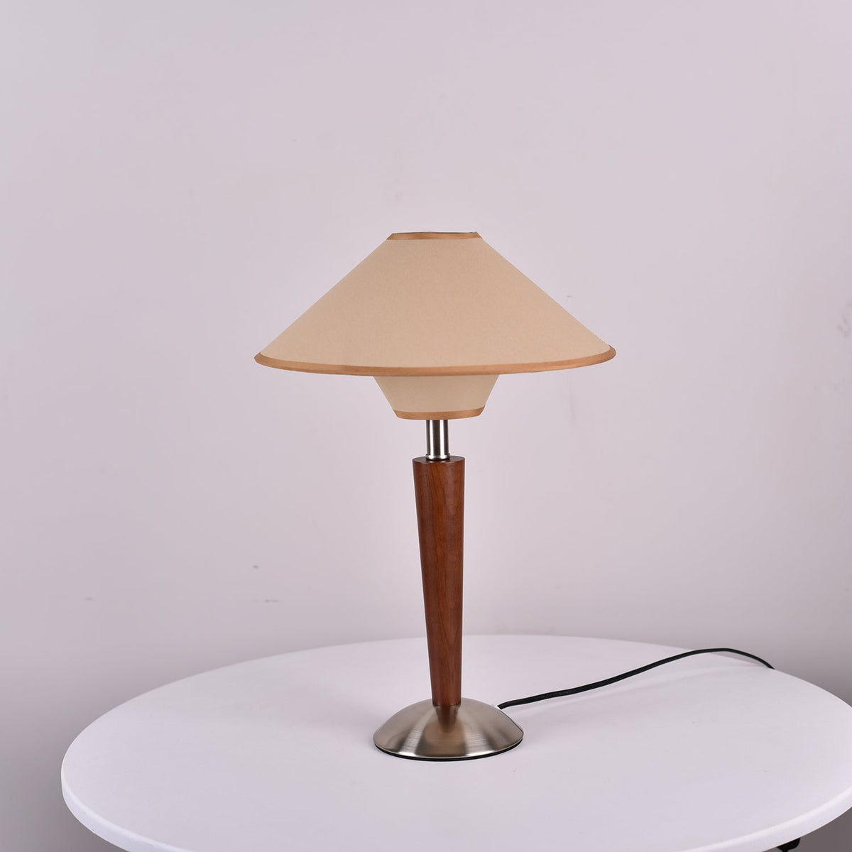 Talonwood Wooden Table Lamp | Ventumra