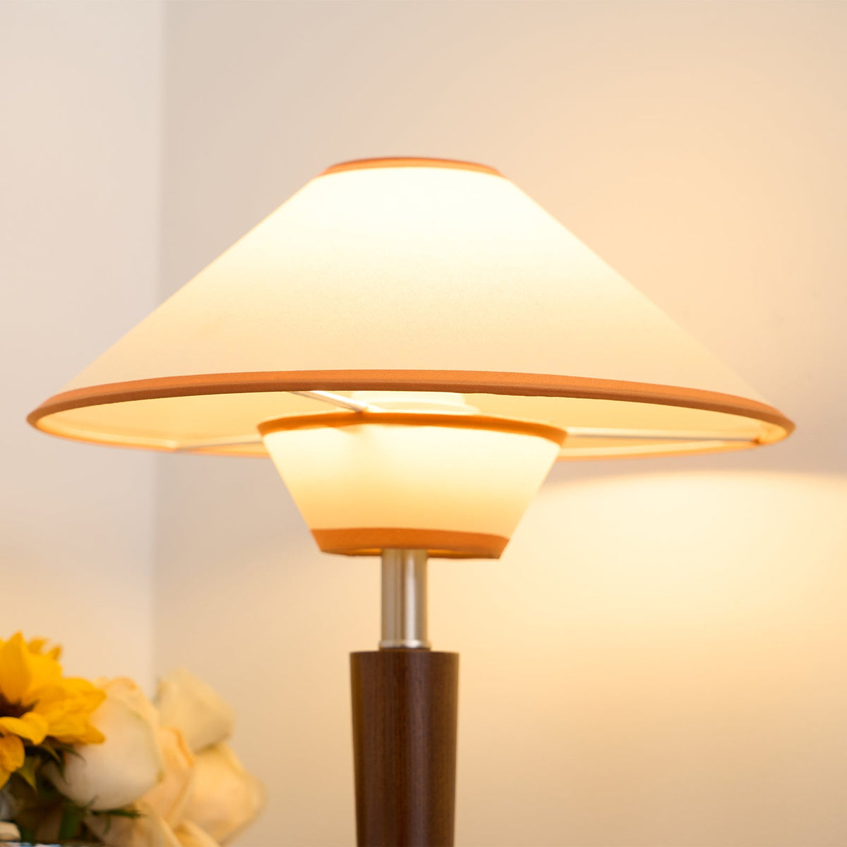 Talonwood Wooden Table Lamp | Ventumra