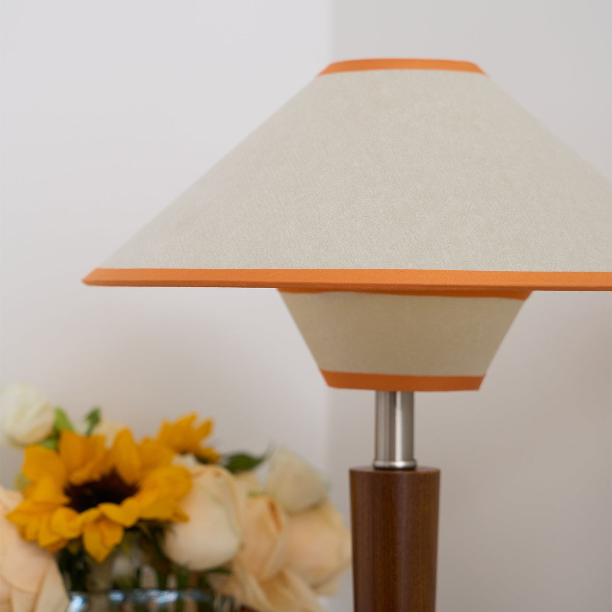 Talonwood Wooden Table Lamp | Ventumra