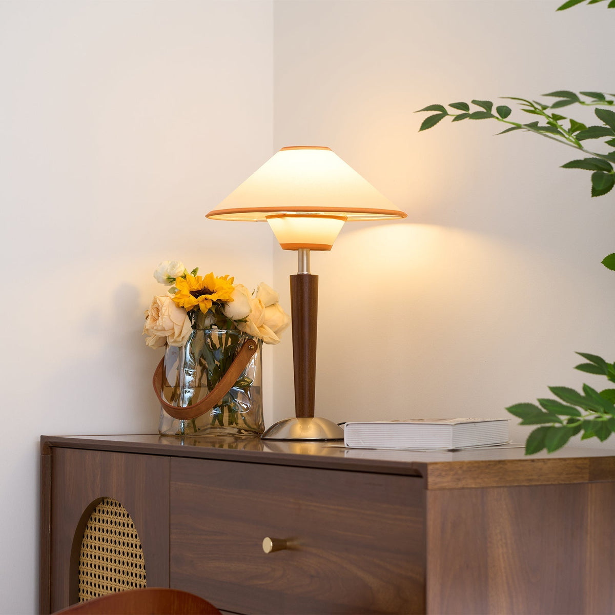 Talonwood Wooden Table Lamp | Ventumra