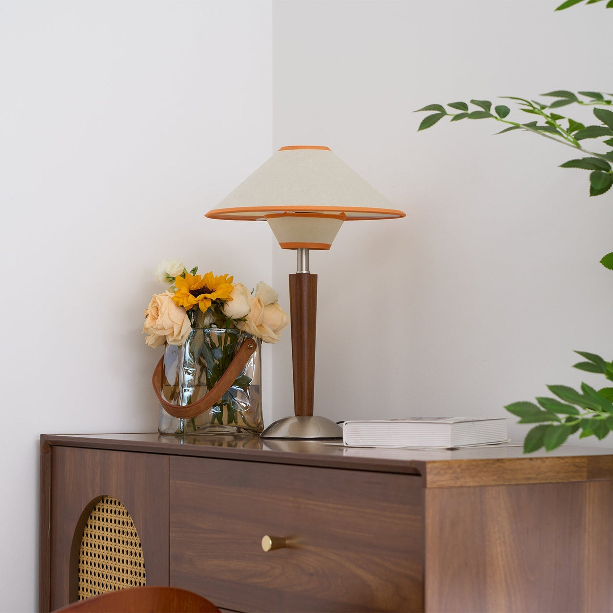 Talonwood Wooden Table Lamp | Ventumra