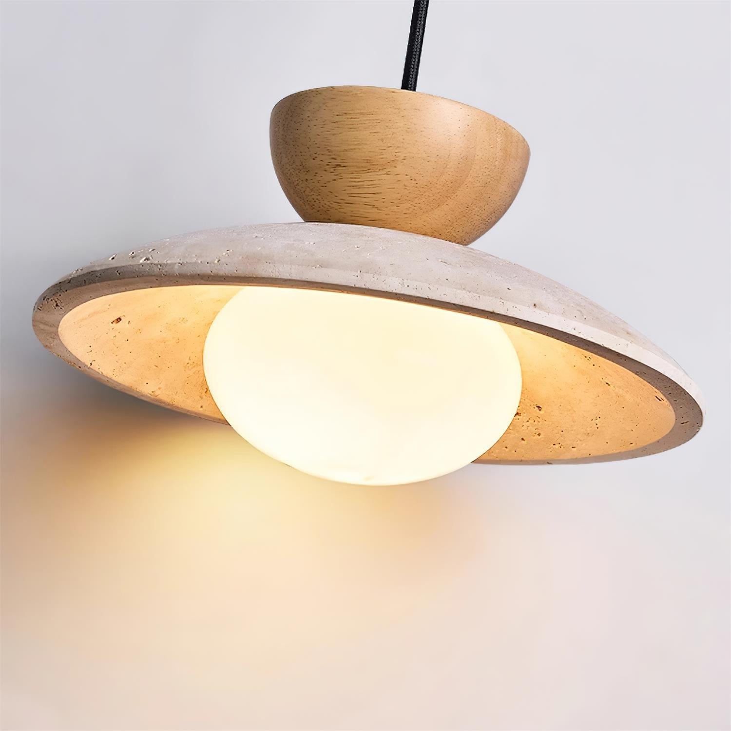 Lampade a sospensione Cleo in travertino | ventumra