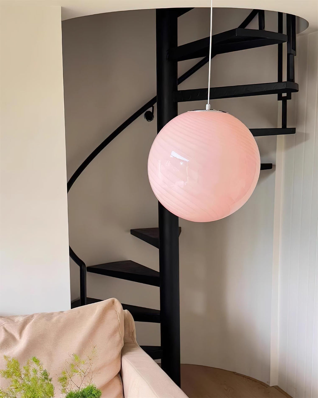 Joliv Glass Globe Pendant Lamp | ventumra