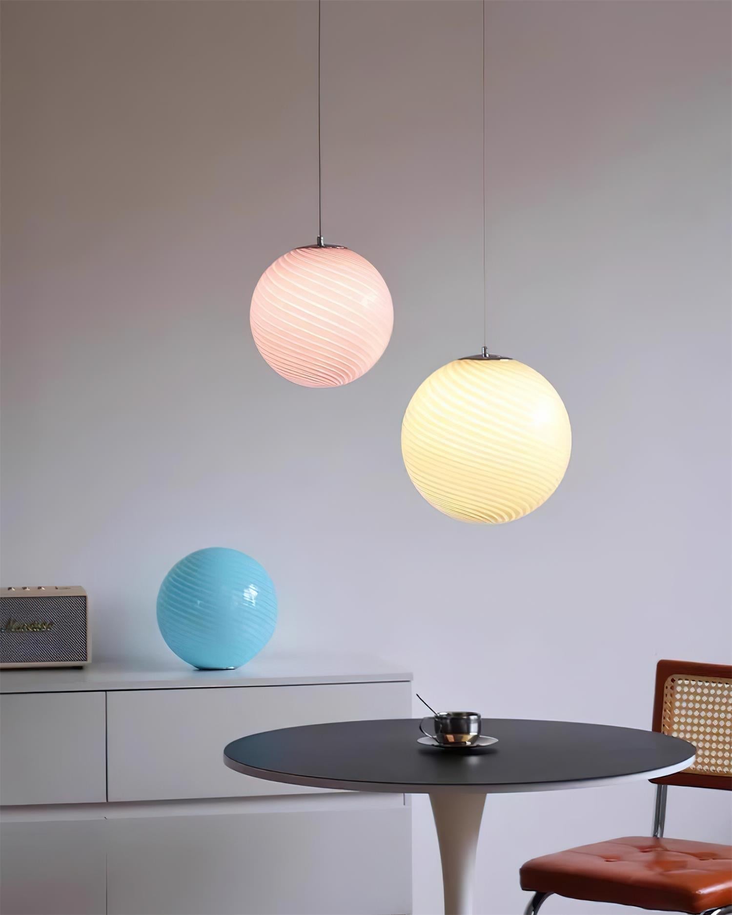 Joliv Glass Globe Pendant Lamp | ventumra