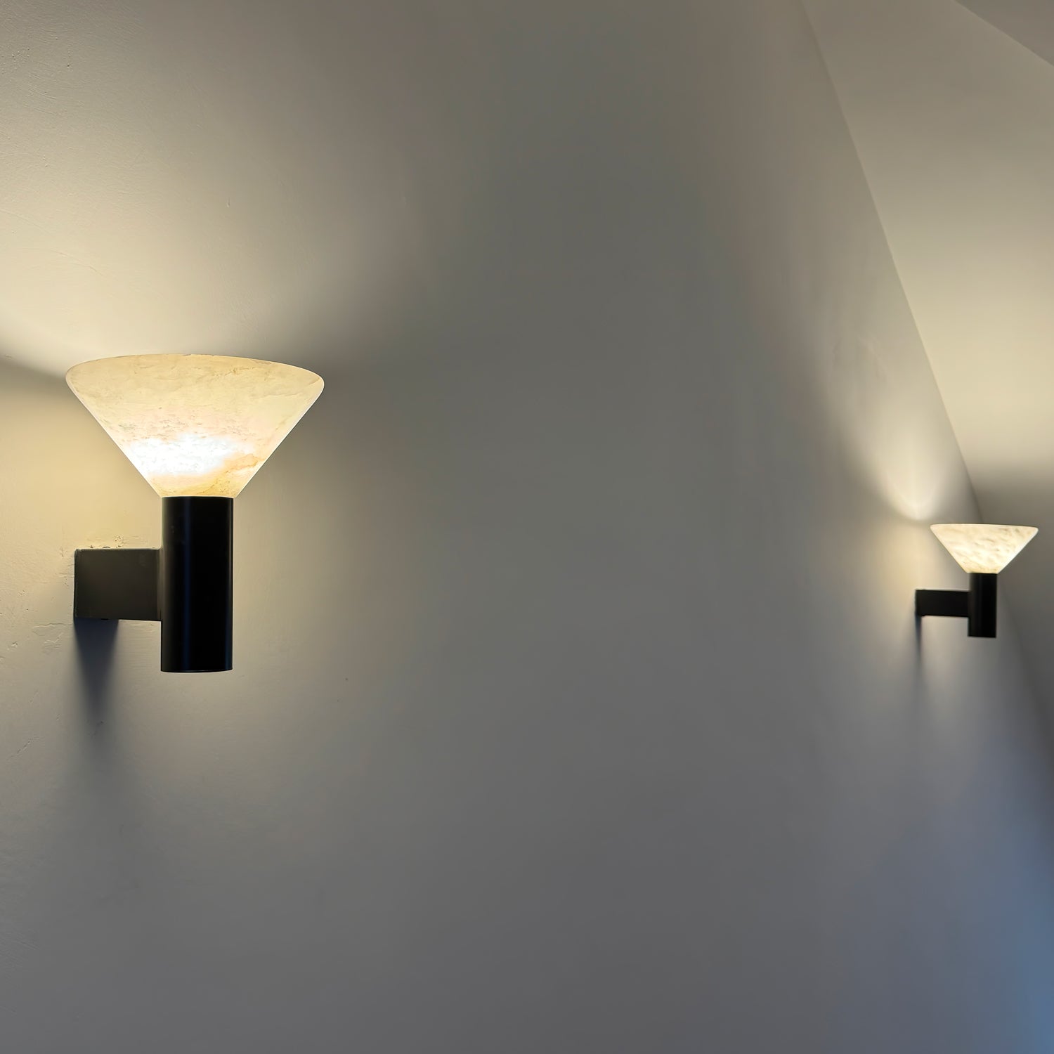 Eurnoria Cone Alabaster Wall Light | ventumra