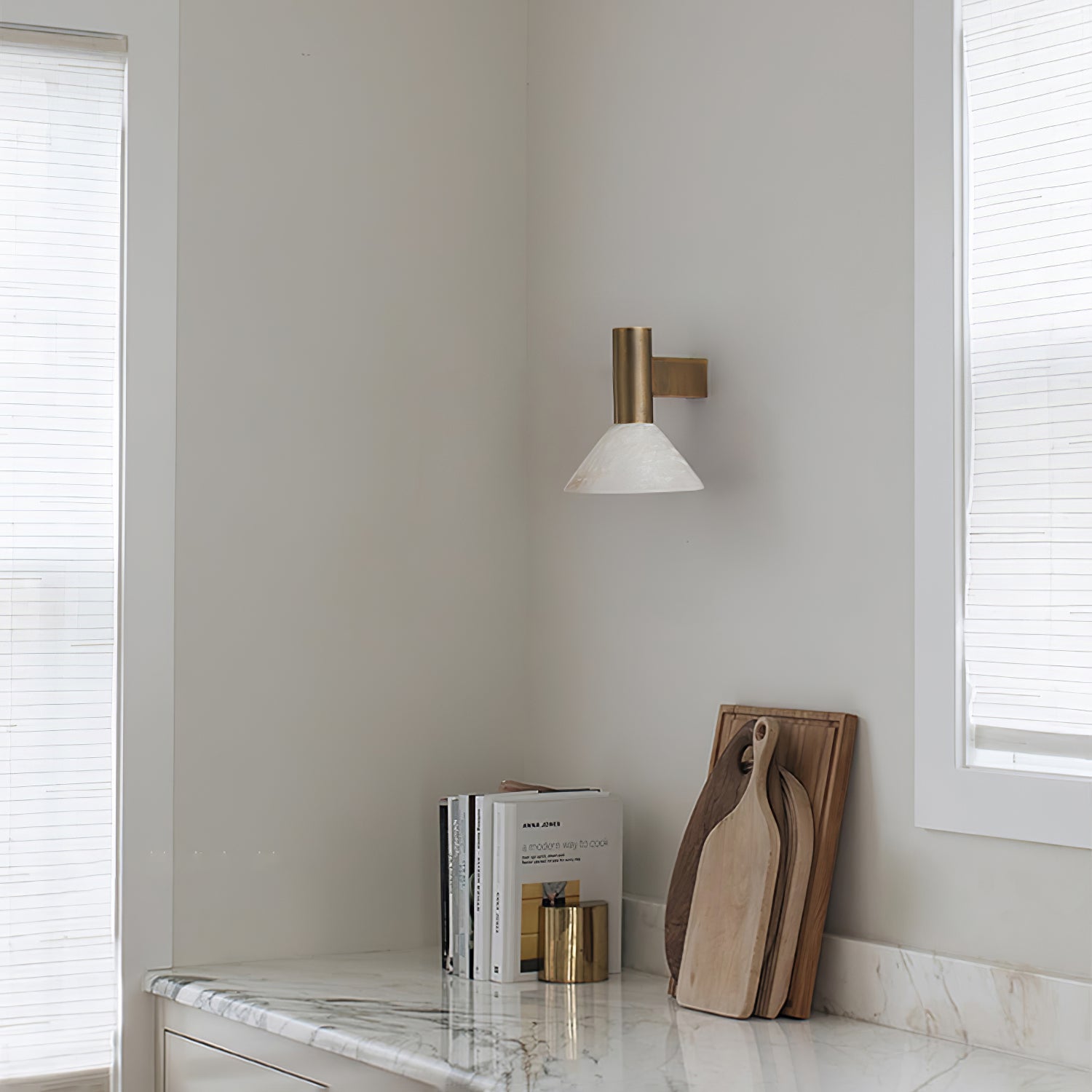 Eurnoria Cone Alabaster Wall Light | ventumra