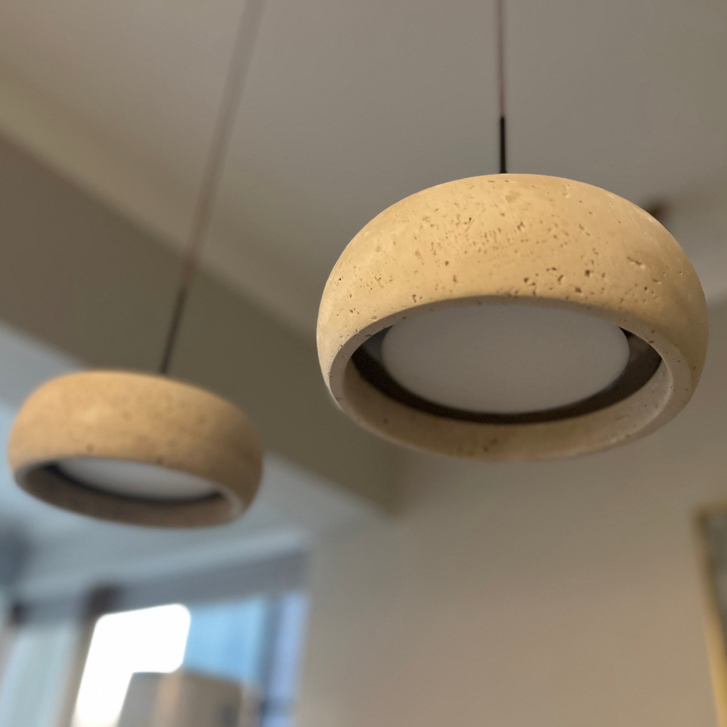 Tova Donut-Shaped Pendant Lights Travertine | ventumra