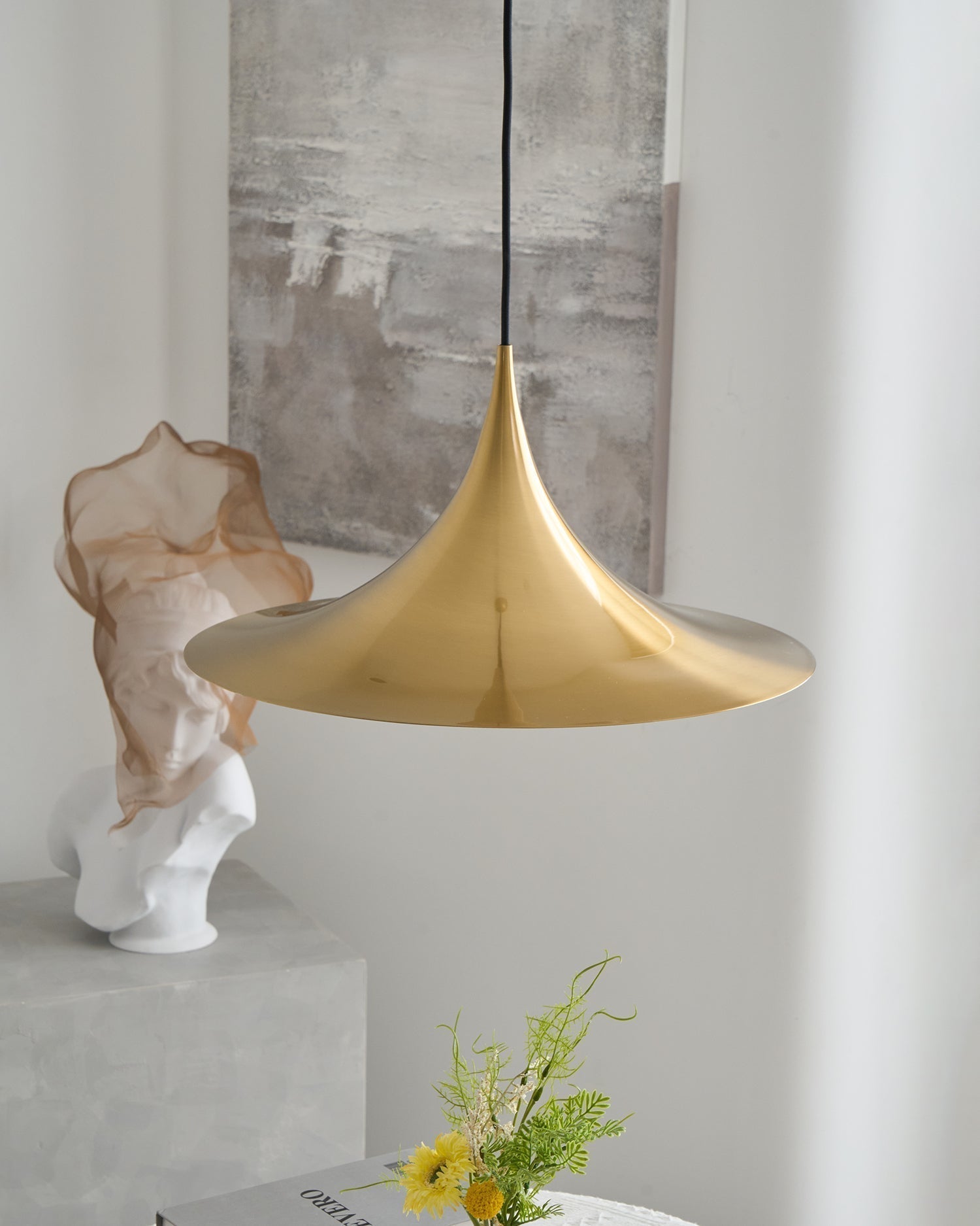 Pendant Lamp Slim Neck and Wide Flare Contemporary Dining | ventumra