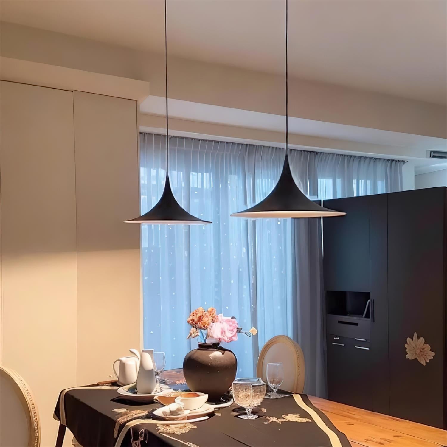 Pendant Lamp Slim Neck and Wide Flare Contemporary Dining | ventumra