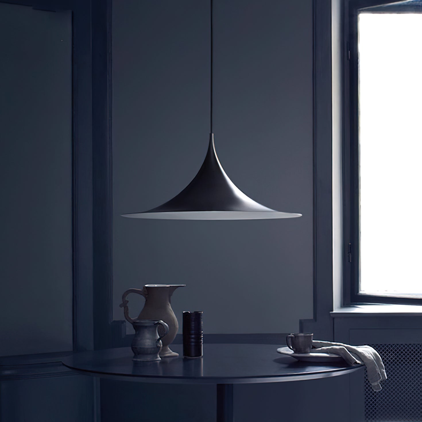 Pendant Lamp Slim Neck and Wide Flare Contemporary Dining | ventumra