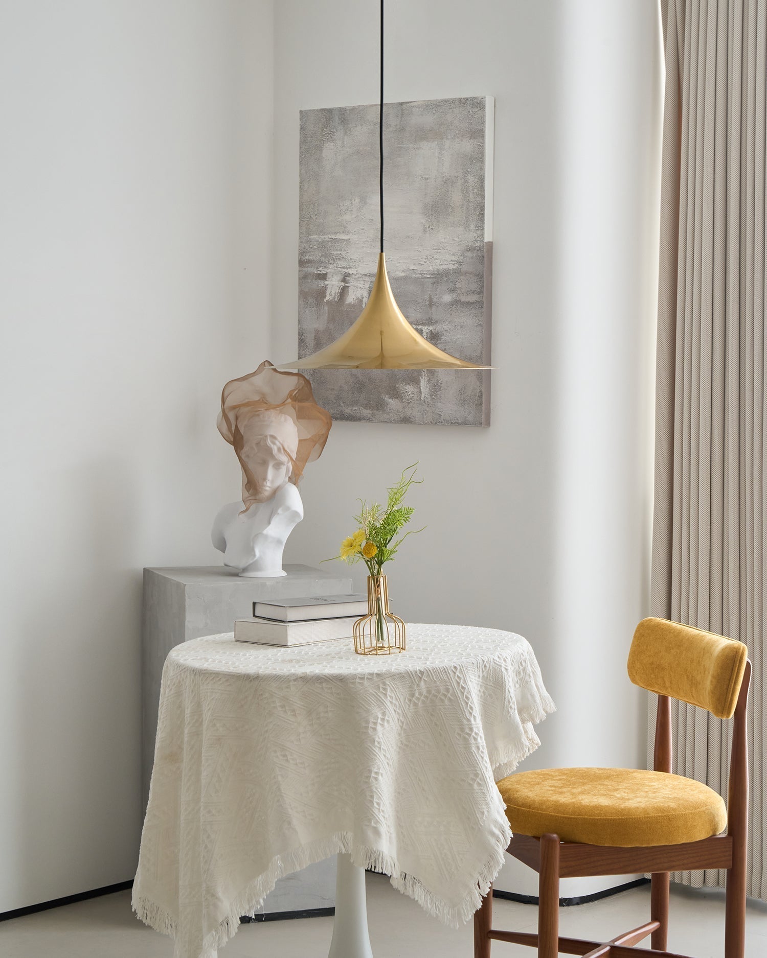 Pendant Lamp Slim Neck and Wide Flare Contemporary Dining | ventumra