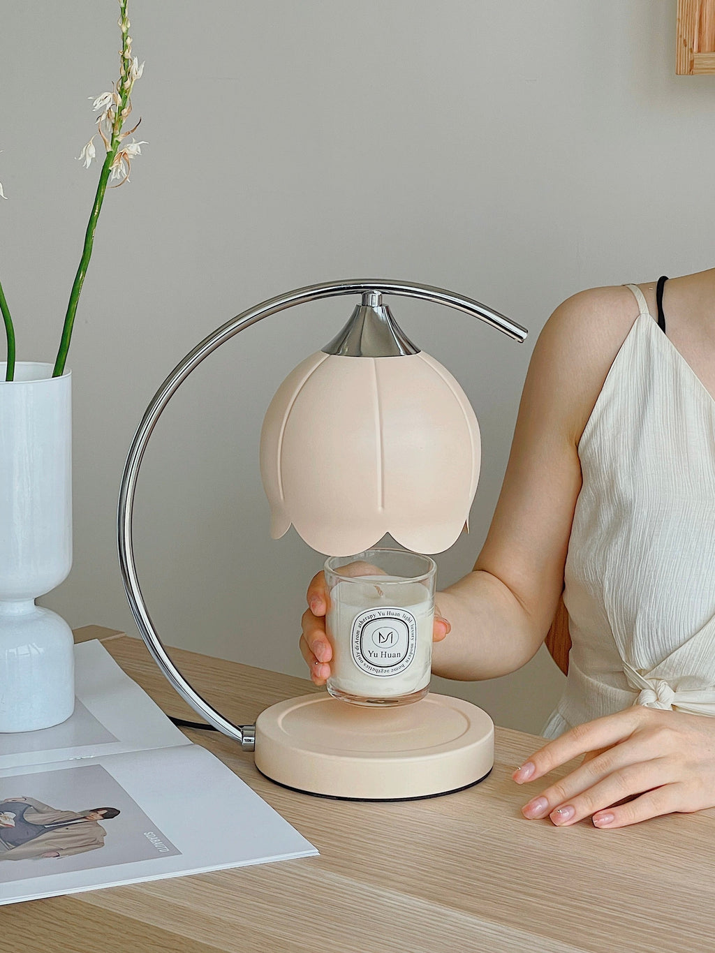 FloraNova Candle Warmer Lamp for Safe Scent Diffusion