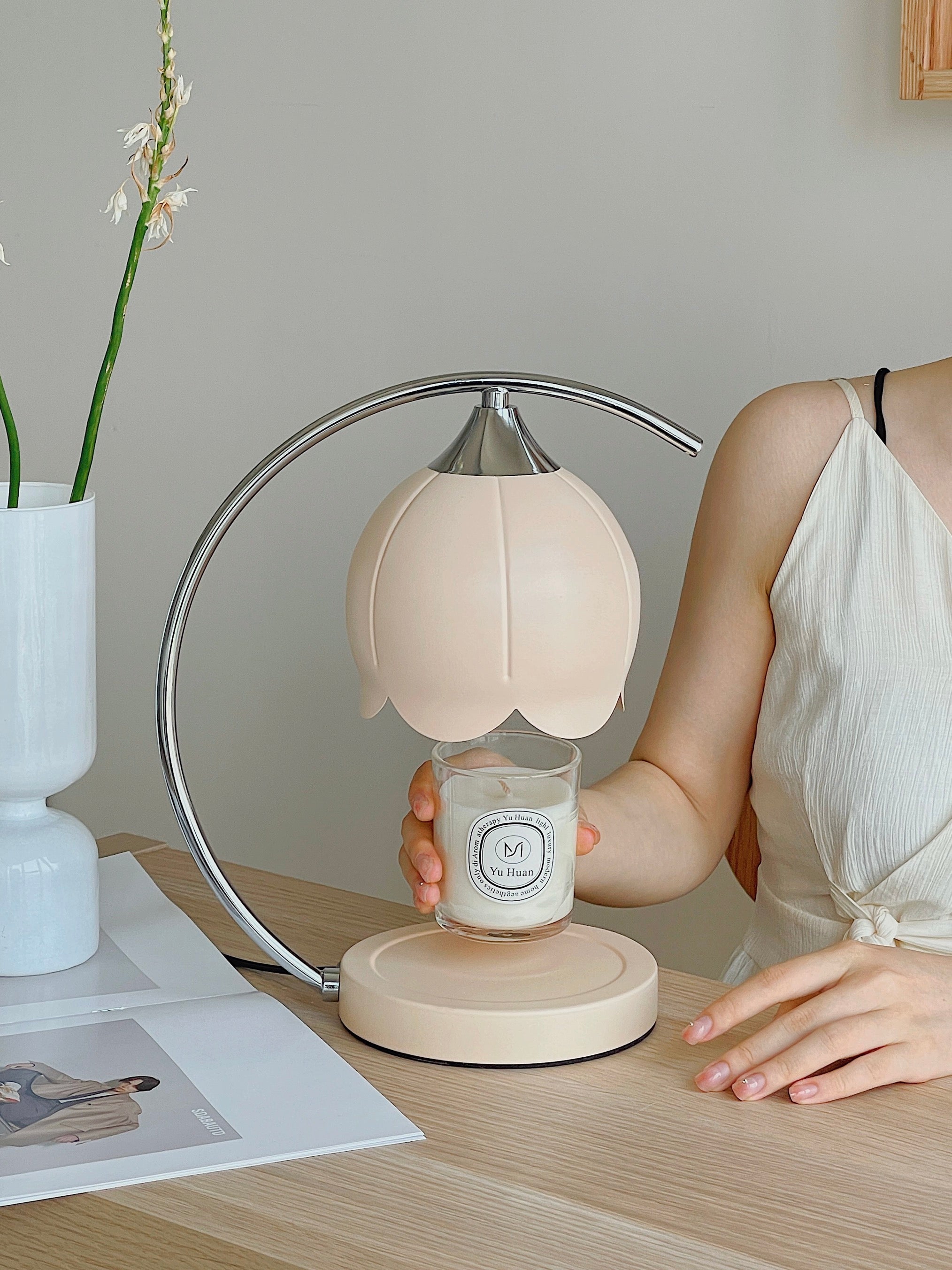 FloraNova Candle Warmer Lamp for Safe Scent Diffusion